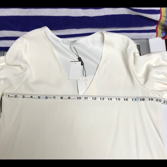 ⚜️Host Pick⚜️Alexis blouse - Picture 8 of 8